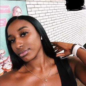 Meet your Posher, Destiny